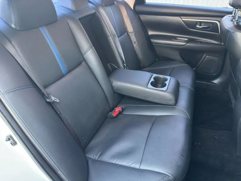 Used 2018 Nissan Altima 2.5 SR w/ SR Special Edition image 13