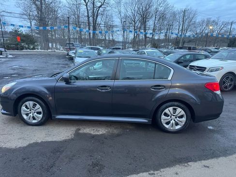 Used 2013 Subaru Legacy 2.5i image 9