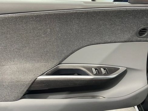 Used 2024 Lucid Air Pure image 12