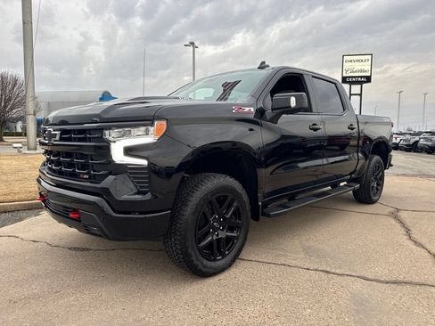 New 2026 Chevrolet Silverado 1500 LT Trail Boss w/ LT Trail Boss Premium Package AWD/4WD image 2
