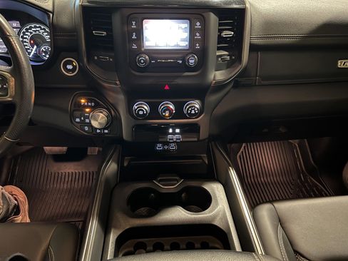 Used 2020 RAM 1500 Rebel image 16