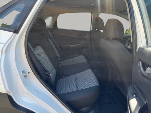 Used 2021 Hyundai Kona SE AWD/4WD image 19
