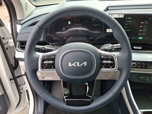 New 2026 Kia Carnival SX Prestige image 15