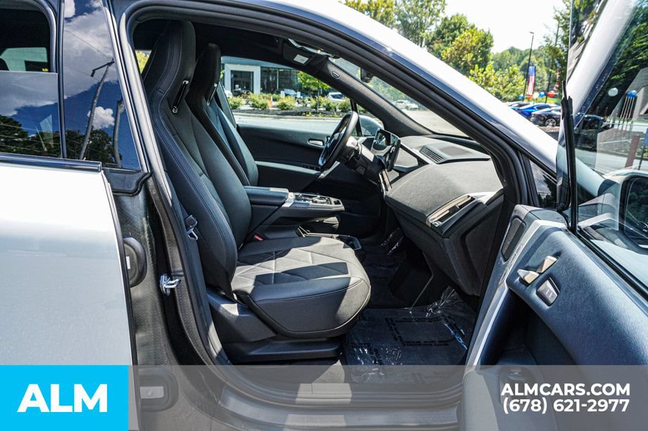 Used 2024 BMW iX xDrive50 w/ Sport Package AWD/4WD image 23