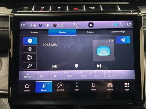 Used 2024 Jeep Grand Cherokee Limited w/ Luxury Tech Group II AWD/4WD image 30