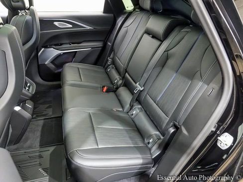 New 2025 Cadillac Lyriq Sport image 9