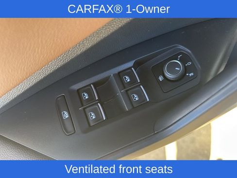 Used 2025 Volkswagen Jetta SEL image 15