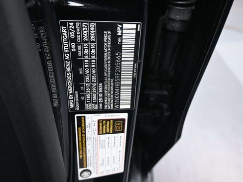 Used 2024 Mercedes-Benz GLC 300 4MATIC image 18