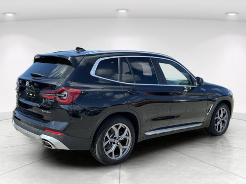Used 2023 BMW X3 xDrive30i w/ Convenience Package AWD/4WD image 4