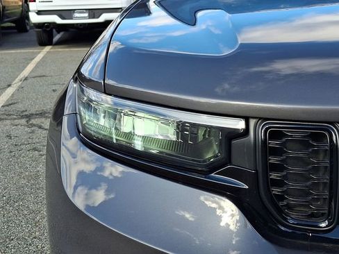 Used 2023 Jeep Grand Cherokee L Altitude image 12