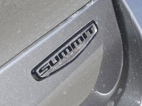 New 2025 Jeep Grand Cherokee L Summit image 9
