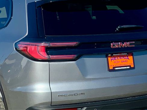 New 2026 GMC Acadia AT4 w/ LPO, Floor Liner Package image 13