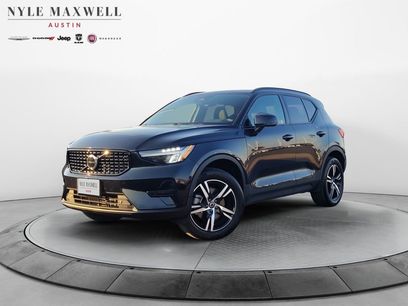 Used 2024 Volvo XC40 B5 Core