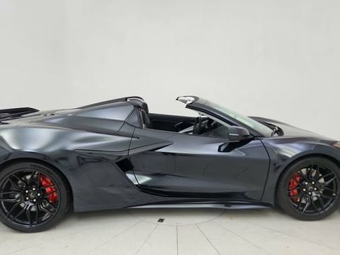 Used 2024 Chevrolet Corvette Z06 w/ Stealth Interior Trim Package image 6