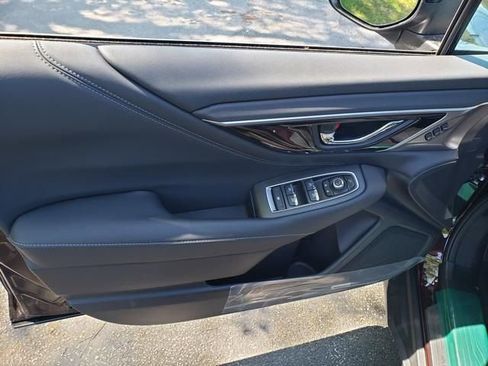 Used 2025 Subaru Outback Touring image 11