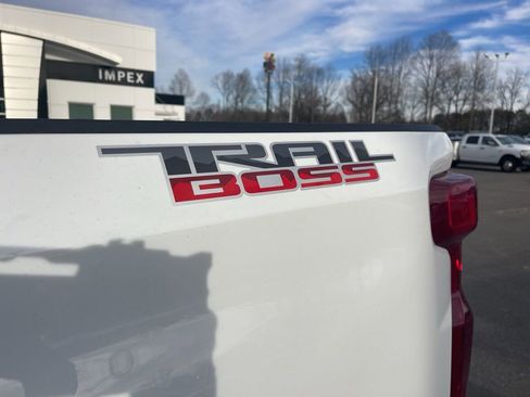 Used 2025 Chevrolet Silverado 1500 Custom Trail Boss image 26