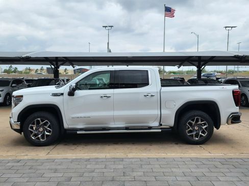 New 2026 GMC Sierra 1500 SLT w/ SLT Premium Plus Package image 7