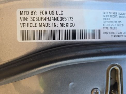 Used 2022 RAM 2500 Tradesman w/ Chrome Appearance Group image 27