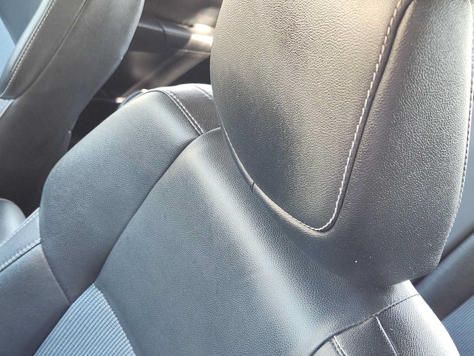 Used 2015 Toyota Corolla S FWD image 15