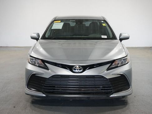 Used 2021 Toyota Camry LE FWD image 2