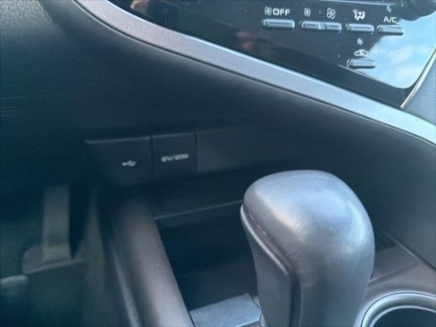 Used 2024 Toyota Camry SE image 58