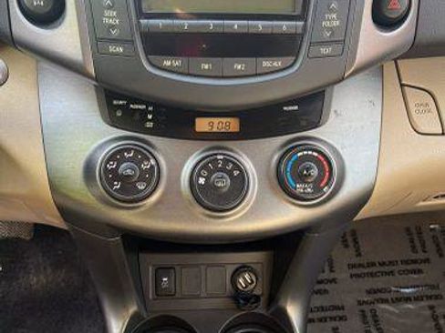 Used 2010 Toyota RAV4 4WD image 22