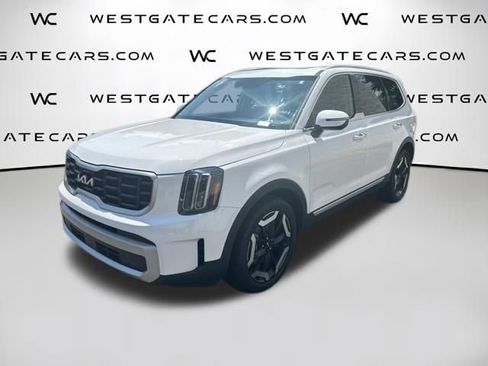 Used 2024 Kia Telluride S w/ S Sunroof Package AWD/4WD image 1