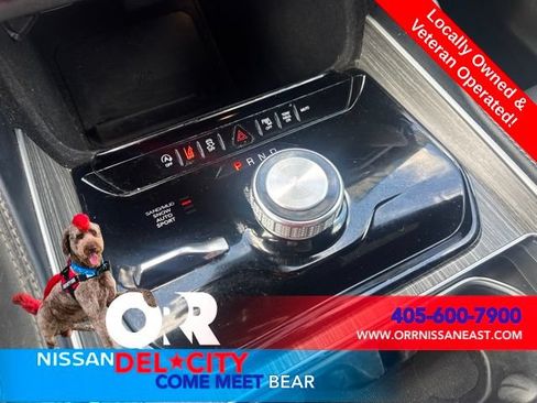 Used 2024 Jeep Wagoneer L Series II w/ Flexible Seating Group AWD/4WD image 27