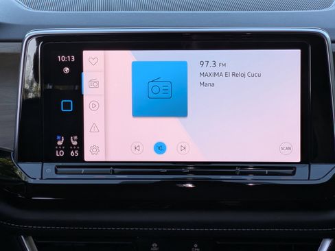 Used 2024 Volkswagen Atlas SE image 19