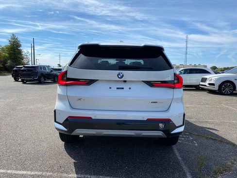 New 2026 BMW X1 xDrive28i w/ Convenience Package image 3