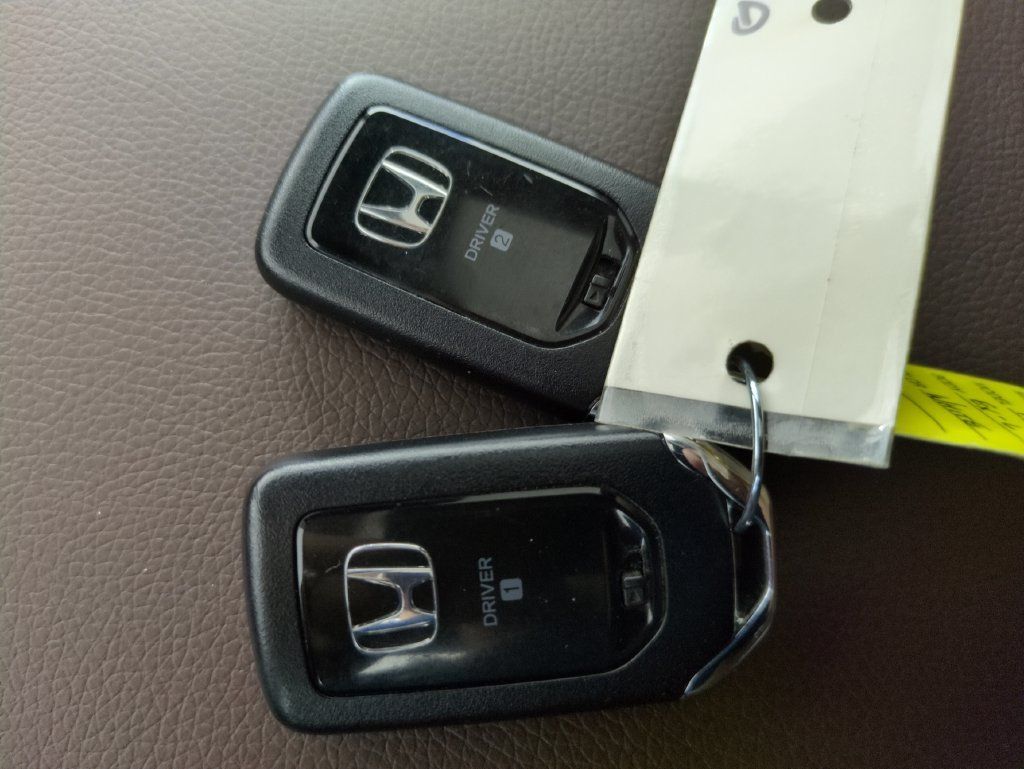 Certified 2025 Honda Passport EX-L image 35