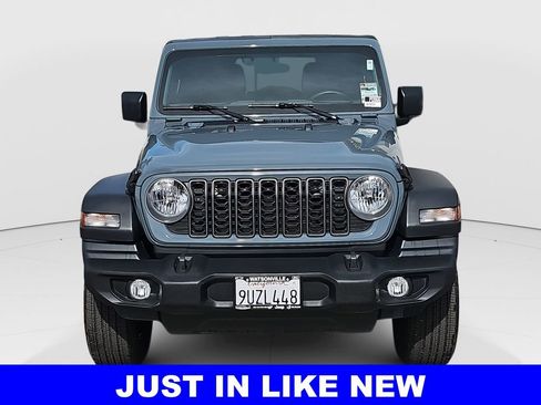 Used 2025 Jeep Wrangler Sport image 8
