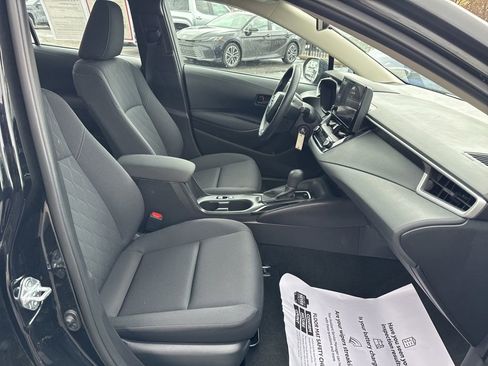 Certified 2025 Toyota Corolla LE image 26