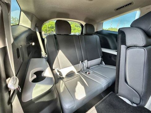 New 2026 Hyundai Ioniq 9 SEL image 7