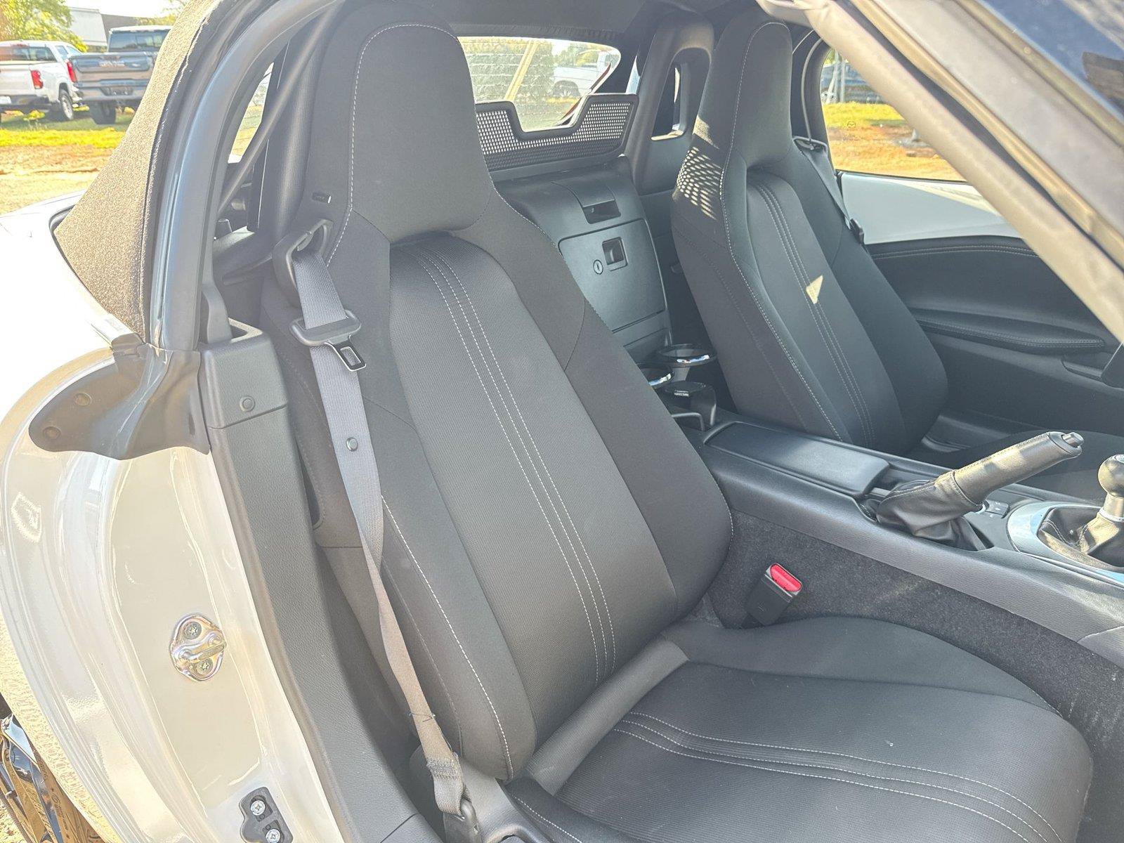 Certified 2023 MAZDA MX-5 Miata Club RWD image 15