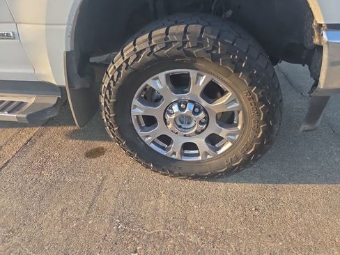 Used 2021 Ford F350 Lariat w/ Lariat Ultimate Package image 15