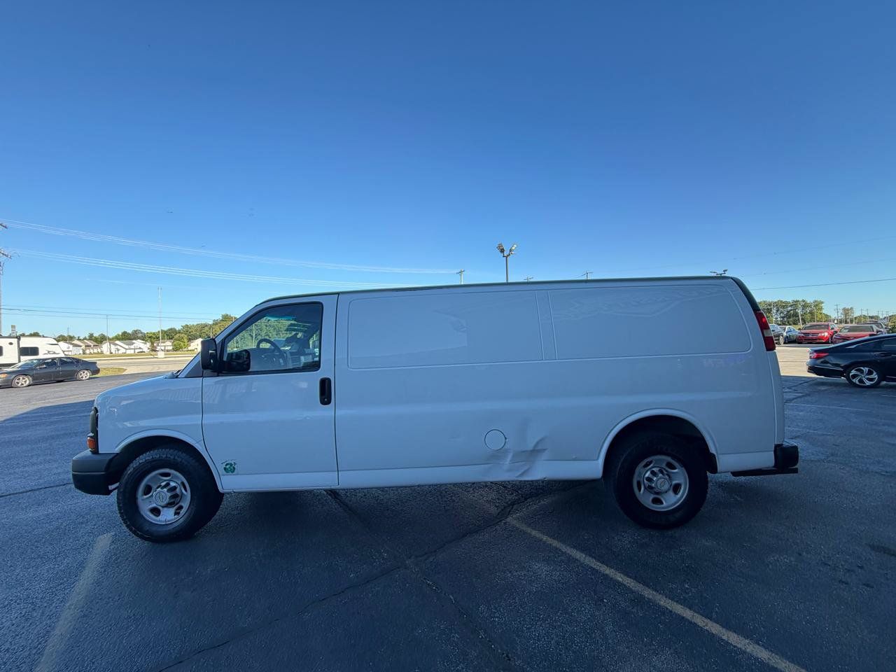 Used 2014 Chevrolet Express 3500 Extended RWD image 6