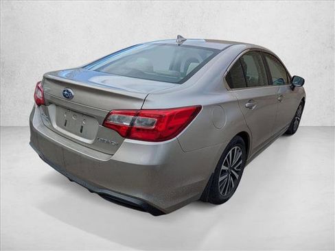 Used 2018 Subaru Legacy 2.5i Premium image 3