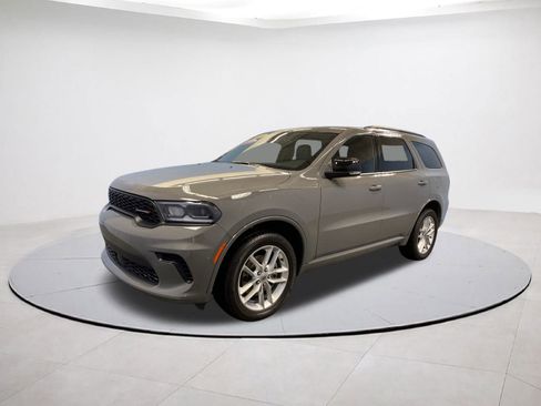 Certified 2024 Dodge Durango GT image 3