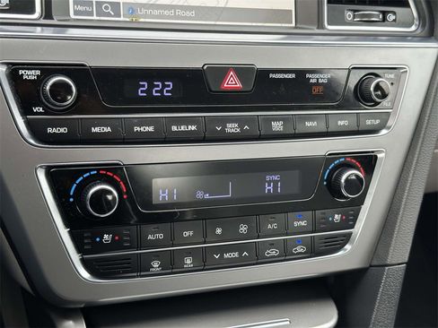 Used 2017 Hyundai Sonata Limited w/ Tech Package 03 image 5