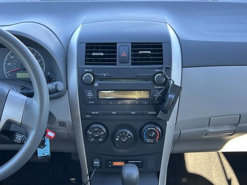 Used 2010 Toyota Corolla LE image 15