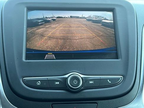 Used 2020 Chevrolet Equinox LT w/ Driver Convenience Package FWD image 28