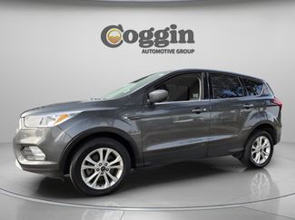 Used 2019 Ford Escape SE video 1