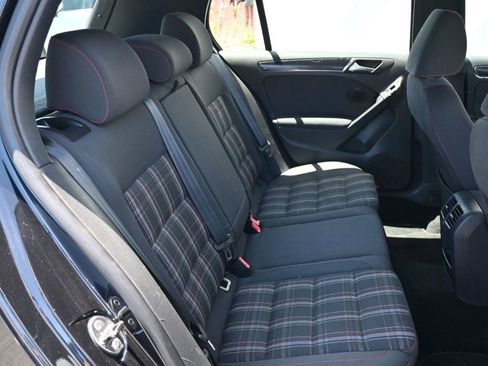 Used 2011 Volkswagen GTI 4-Door image 11