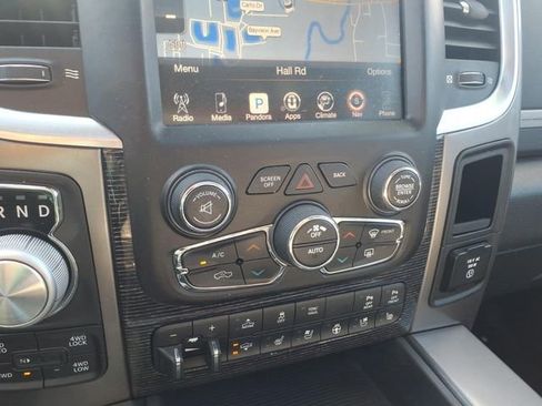 Used 2015 RAM 1500 Limited image 17