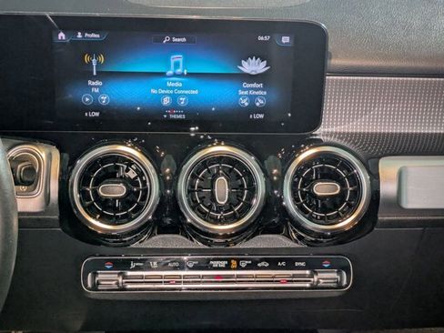 Certified 2022 Mercedes-Benz GLB 250 image 14