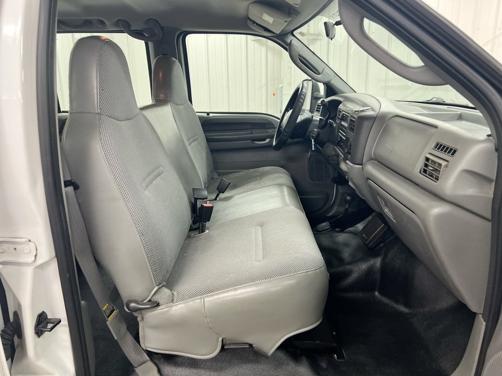Used 2004 Ford F250 Lariat AWD/4WD image 20