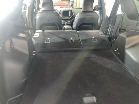 Used 2021 Jeep Cherokee Latitude Lux 80th Anniv w/ Quick Order Package 26U 80TH image 21