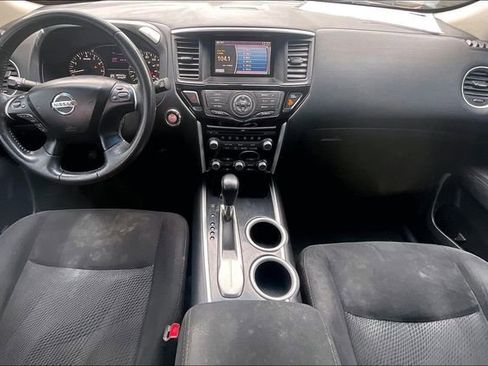 Used 2015 Nissan Pathfinder SV FWD image 14
