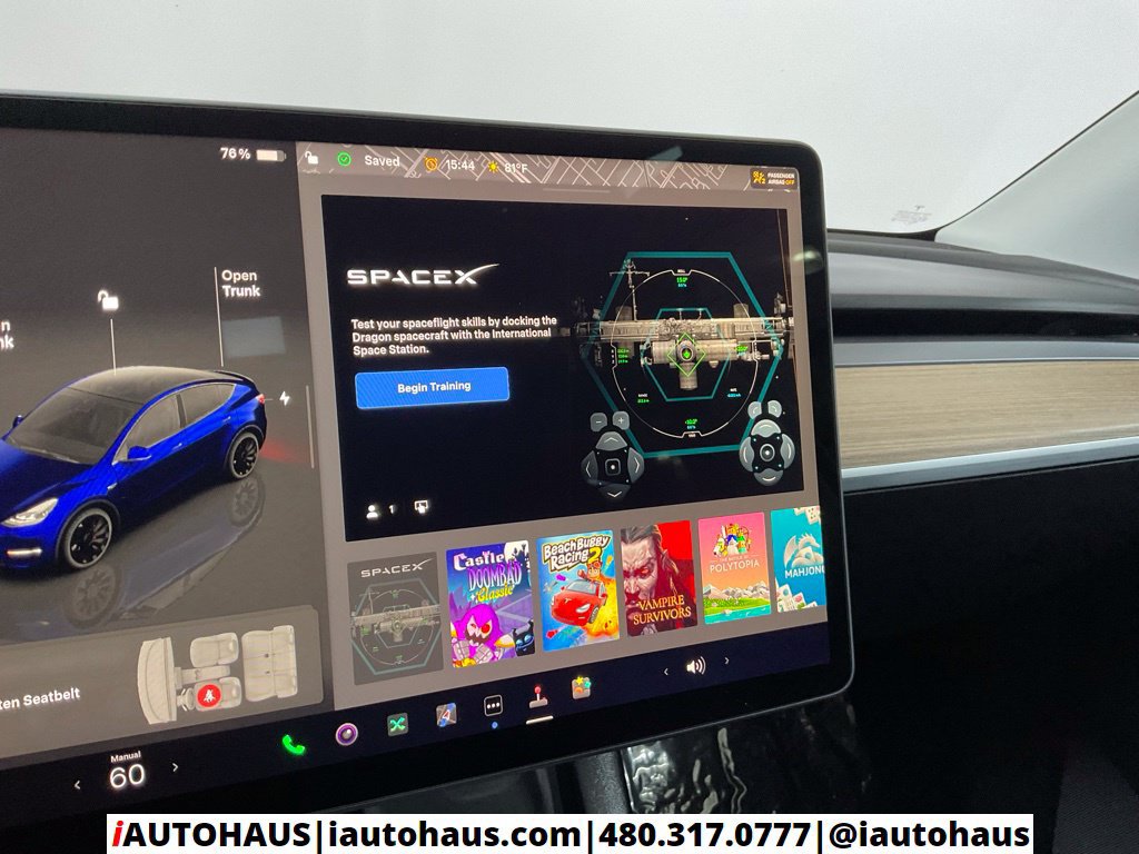 Used 2022 Tesla Model Y Performance AWD/4WD image 37